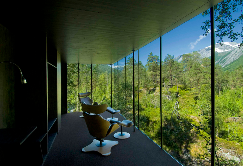 Illustration for article titled I want to live in one of these spectacular cabins in a Norwegian fjord